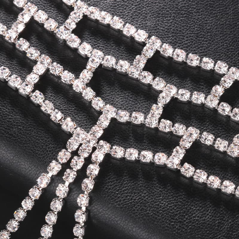 Rhinestone Masquerade Mask with Fringe – Elegant Lace Veil Headdress for Women