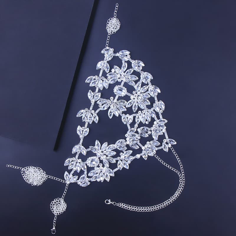 Exaggerated Rhinestone Mask Glamorous Halloween Party Face Accessory