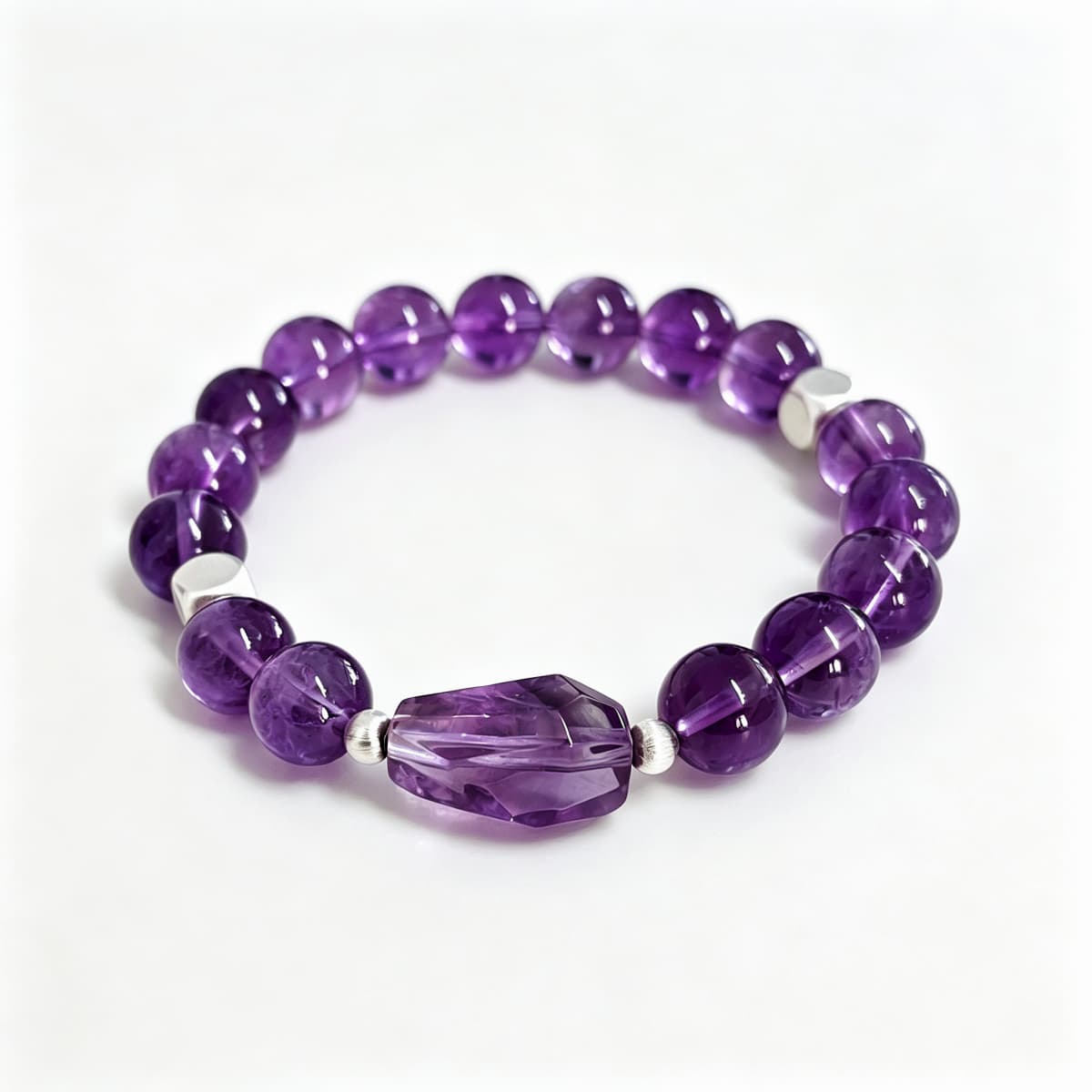 Quiet Confidence｜Natural Amethyst Bracelet with Faceted Centerpiece & 925 Sterling Silver